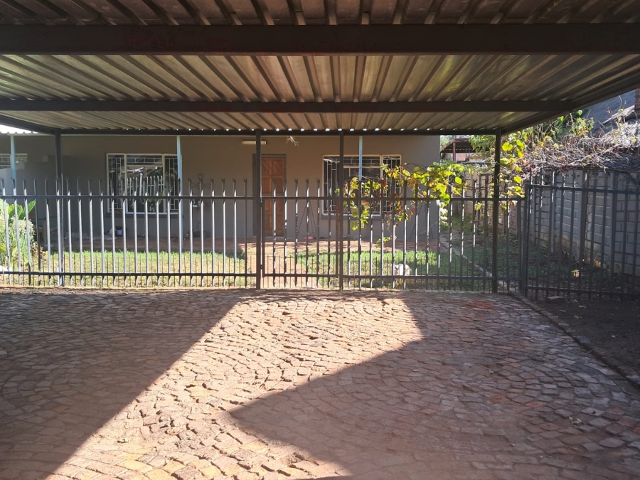 5 Bedroom Property for Sale in Brits North West